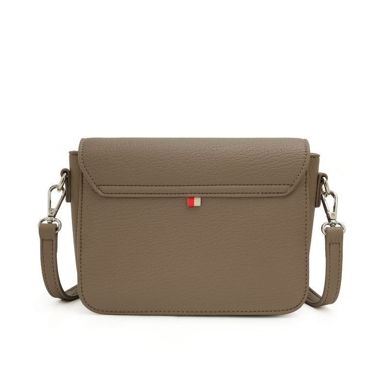 Le sac bandoulière à rabat « ZEINA »